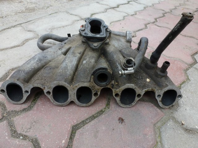 Впускний під карб 1