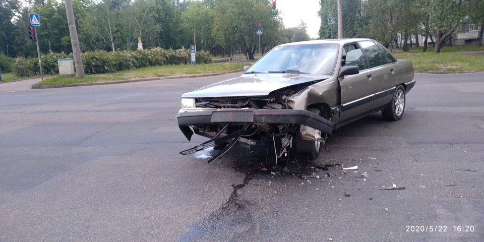 Потрапив у ДТП 1