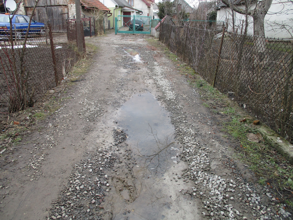 Обережніше з газом . 3