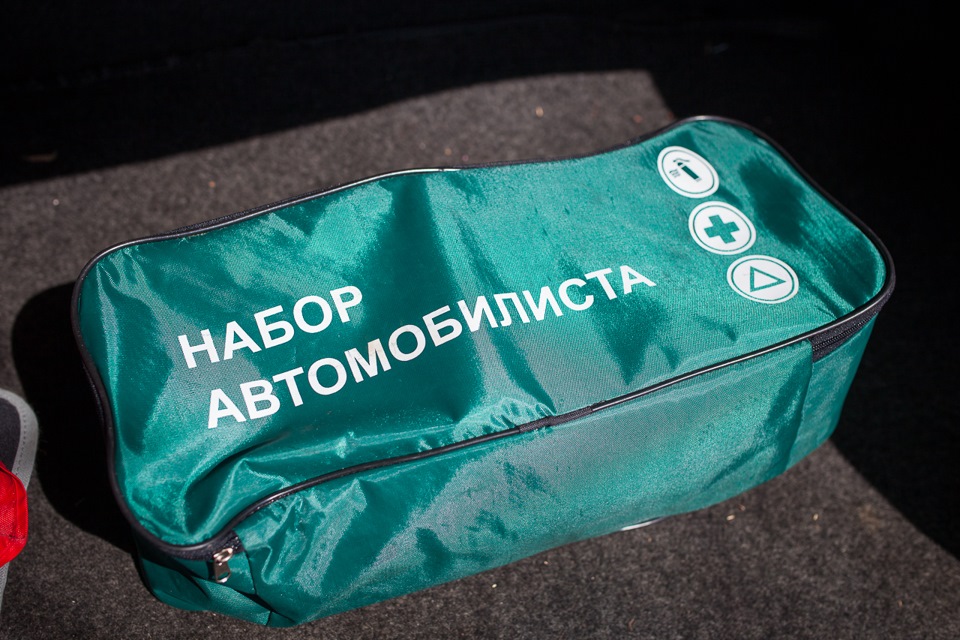 Перша покупка з необхідного в машину 1