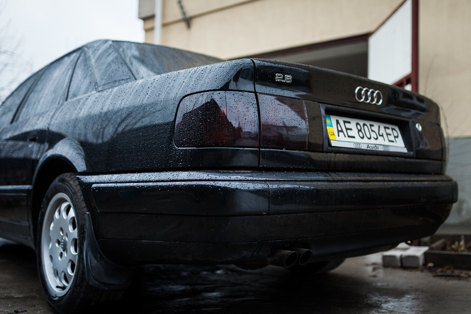 Тюнінг задніх фанарів Audi 100 C4 5