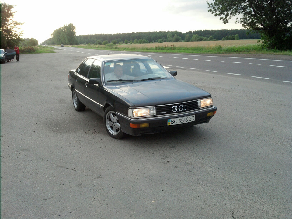 Диски R16 на Audi 200 2