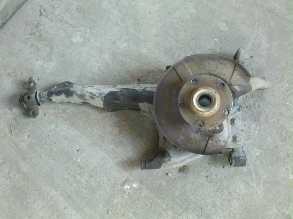 rear axle 4