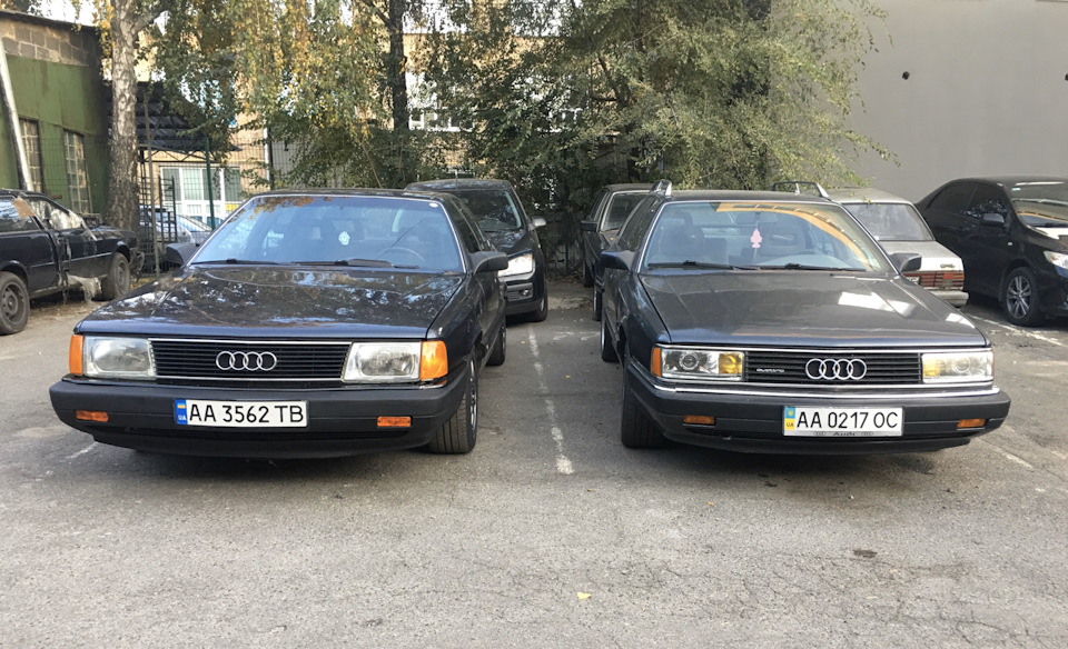 Audi 100 Sport S711(5000 look) vs Audi 200 20v Avant 1