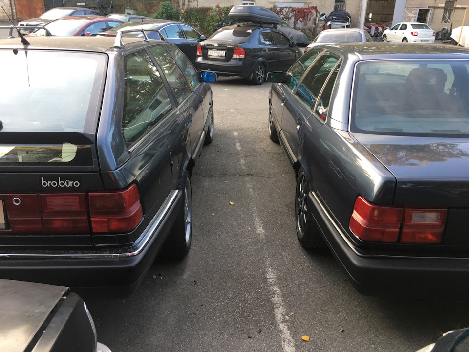 Audi 100 Sport S711(5000 look) vs Audi 200 20v Avant 2