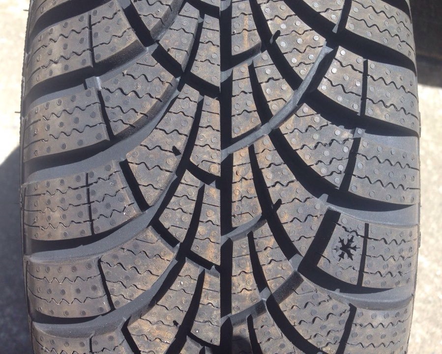 Прикупив зимову гуму Goodyear Ultragrip 9 2