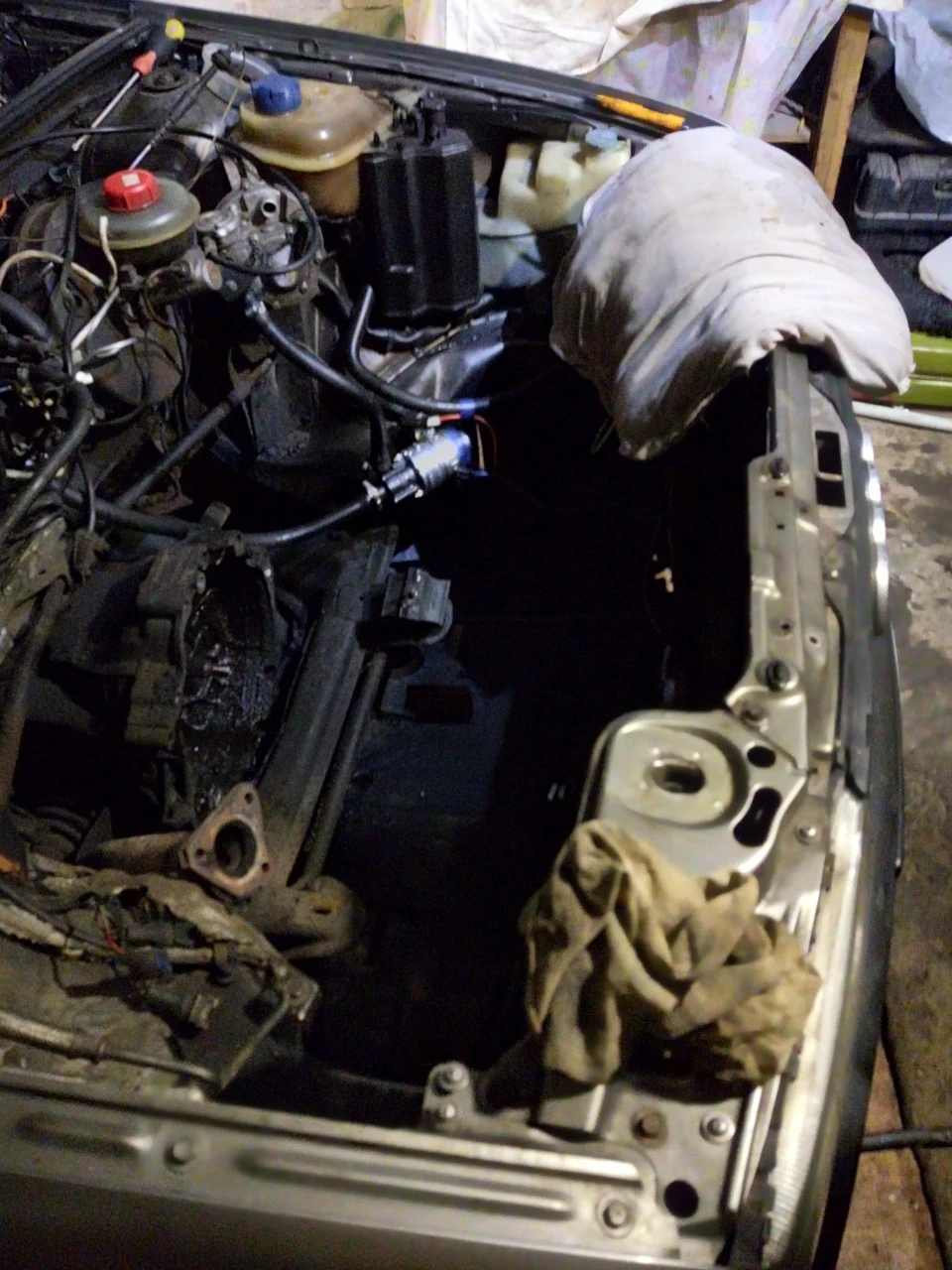 Капіталка двигуна Audi 80 1.8s