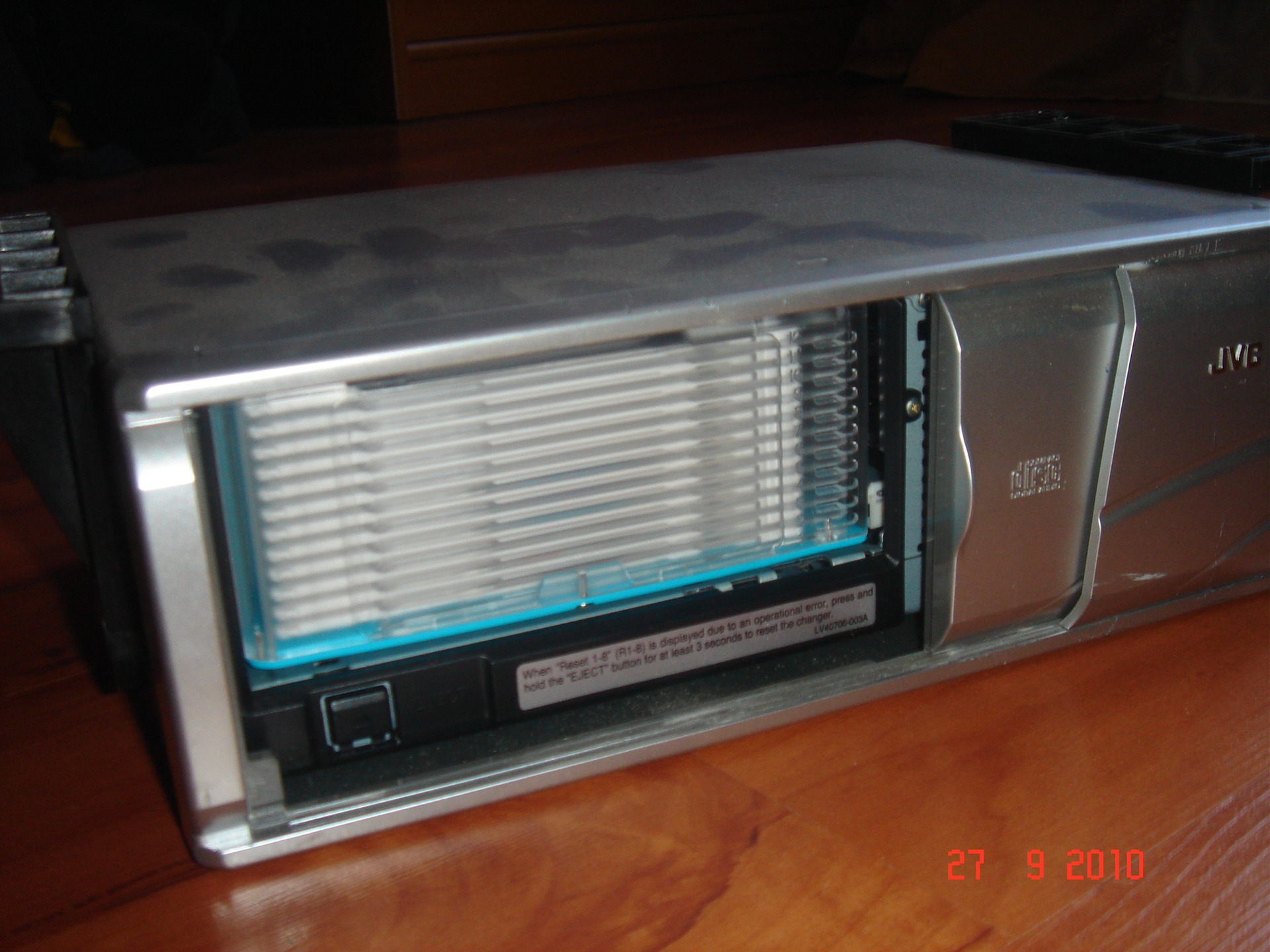 JVC MP3 12 DISC 2