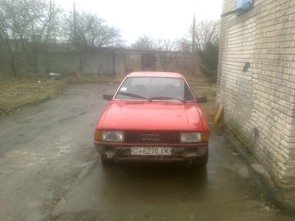 зняв бампер і посиденьки в гаражі))) 2