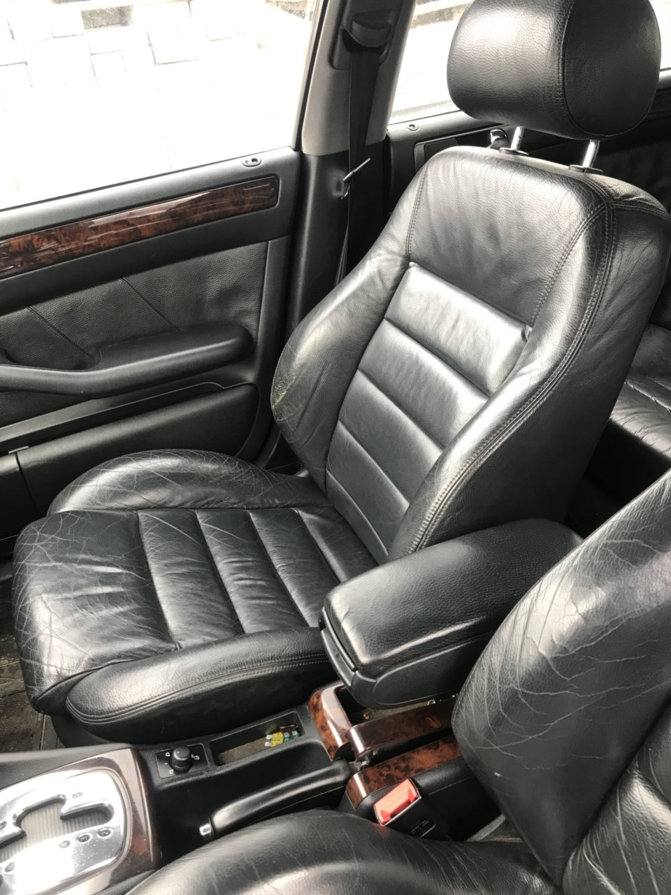 Сидіння від Audi A6C5 2