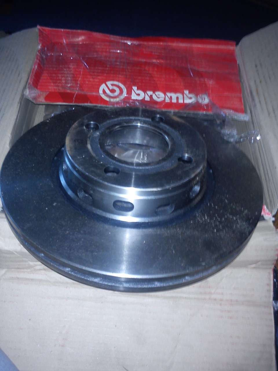 Прийшли гальмівки Brembo 1
