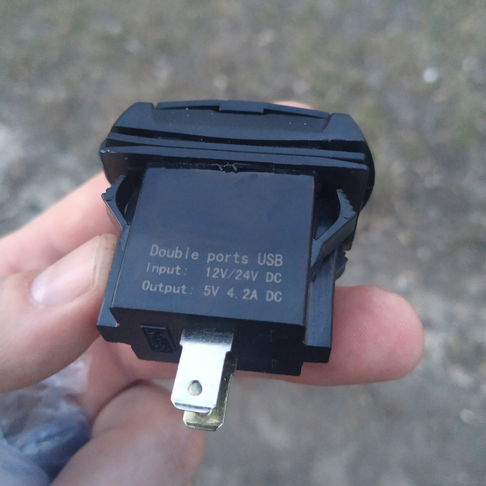 USB в Audi 80 1