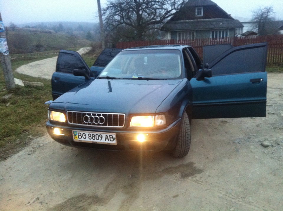 Фотосесія Audi 80 b4 1