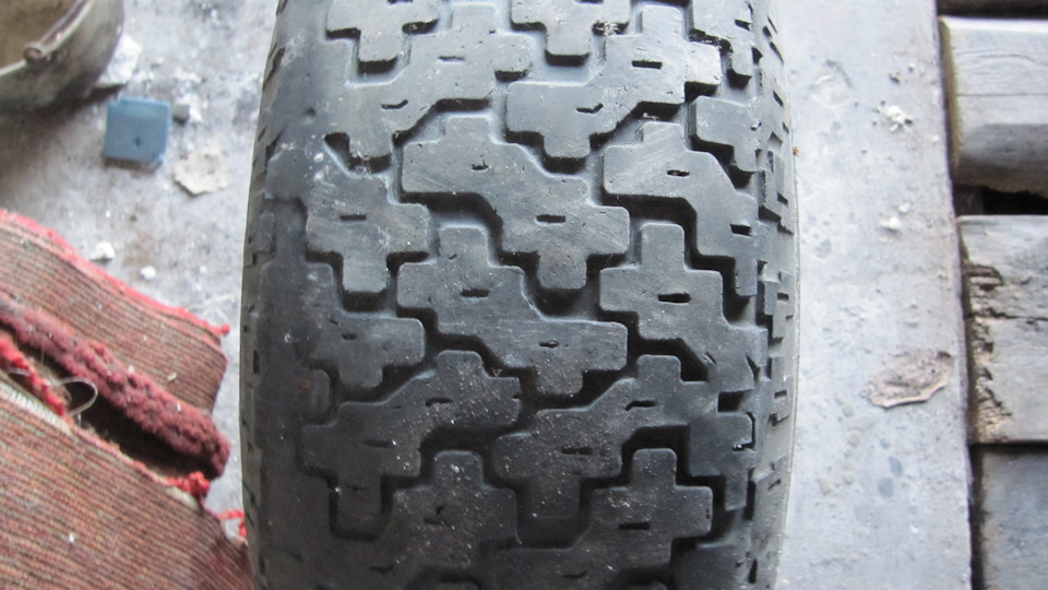 Uniroyal 1
