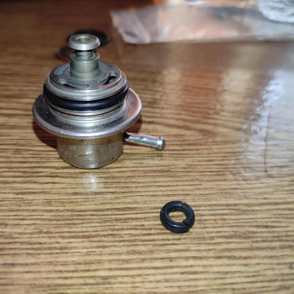 Відмова роботи паливного насоса Audi 80 2.6/2.8 ABC/AAH 5