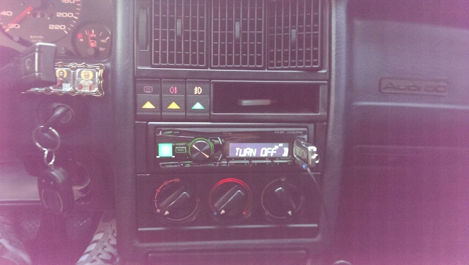 Alpine UTE-81R 3