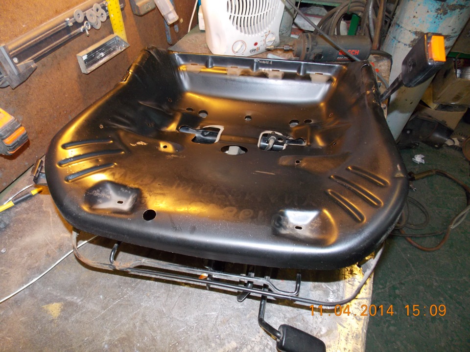 Заколгозив сідушки RECARO 3
