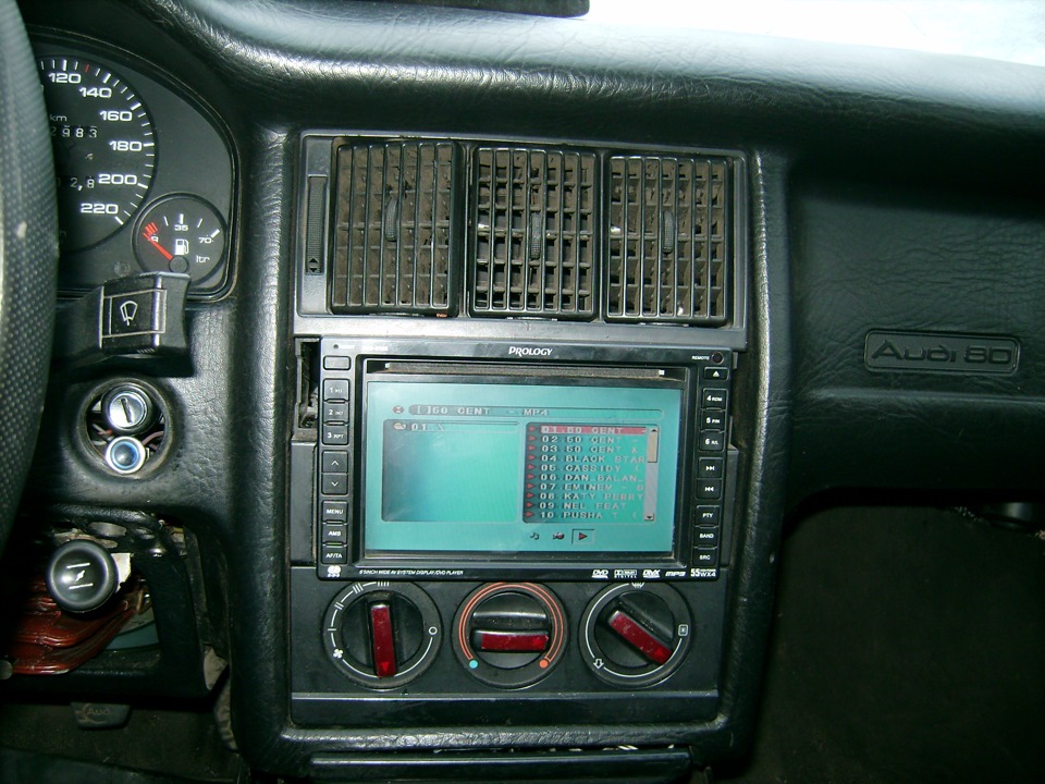 Магнітола 2 DIN-ка Prology на Audi 80 5