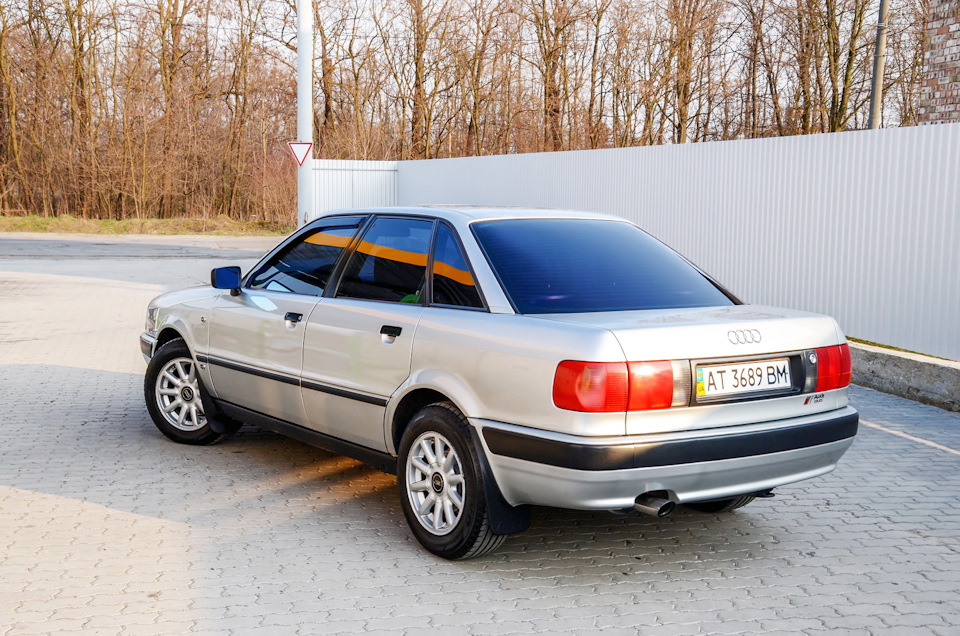 Встановлення рідних бризковиків для AUDI 3