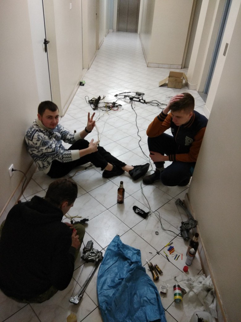 Раз і назавжди про ЕСП. 4х склопідйомники в бочку. Коротко. 4