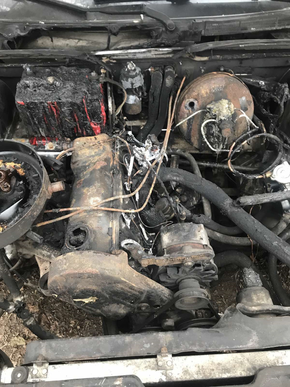 Згоріла підкапотка у клієнтської Audi 80 b3 4