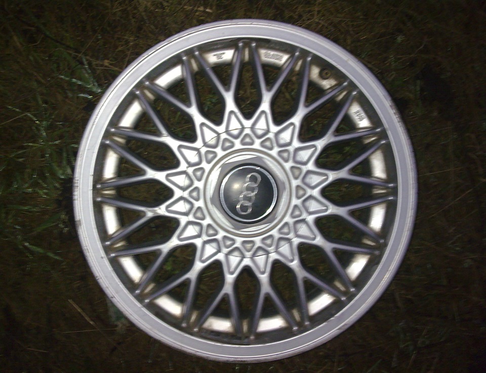 Прикупив оригінальні диски AUDI 6Jx15H2 ET45 1