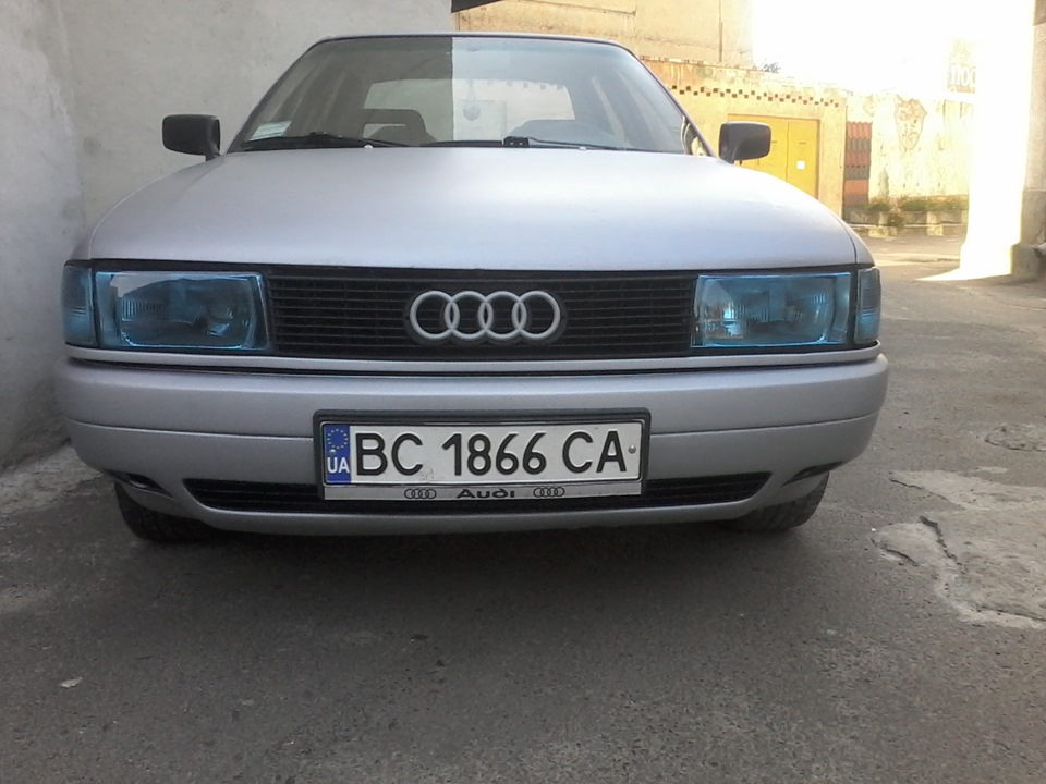 блакитні очі 1