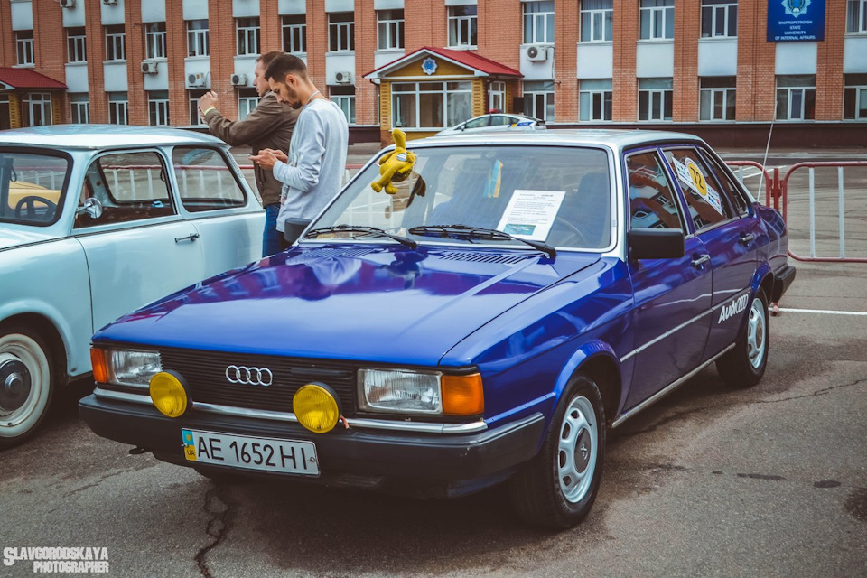 Di-Di:) на Дніпро Авто Ретро Шоу 2017 4