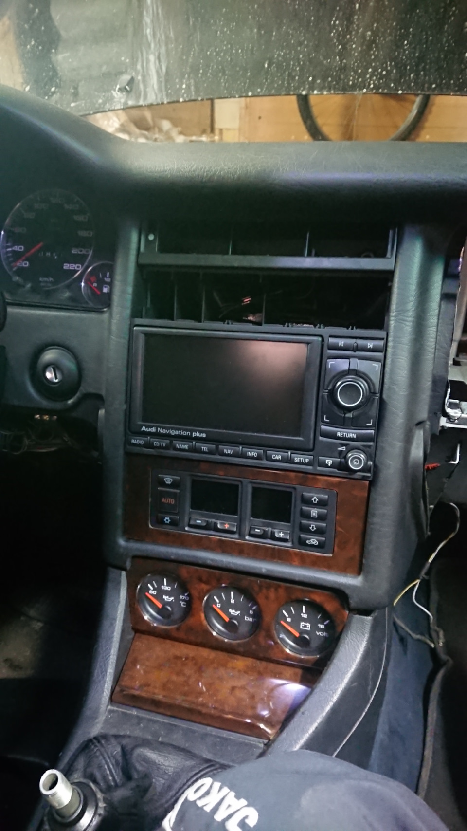 Встановлення RNS-E 2