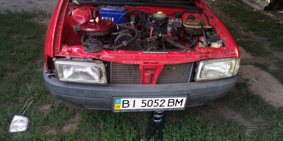 Лінзі у фарі 1