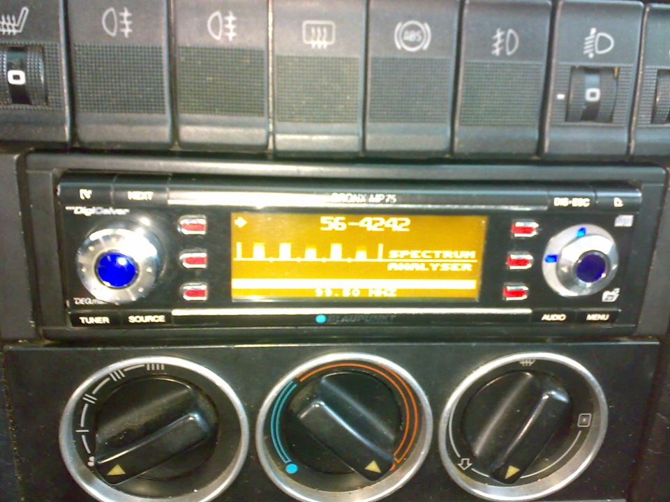 Купив автомагнітолу Blaupunkt BRONX MP75 1