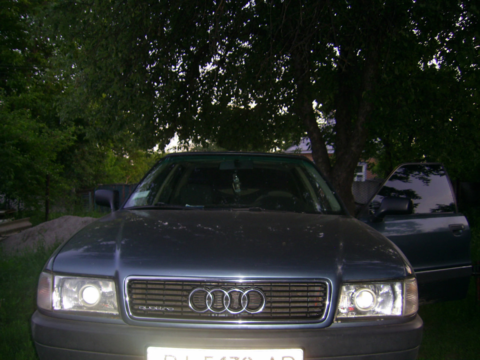 відмінності решіток радіатора/капота/audi 80 b4 4