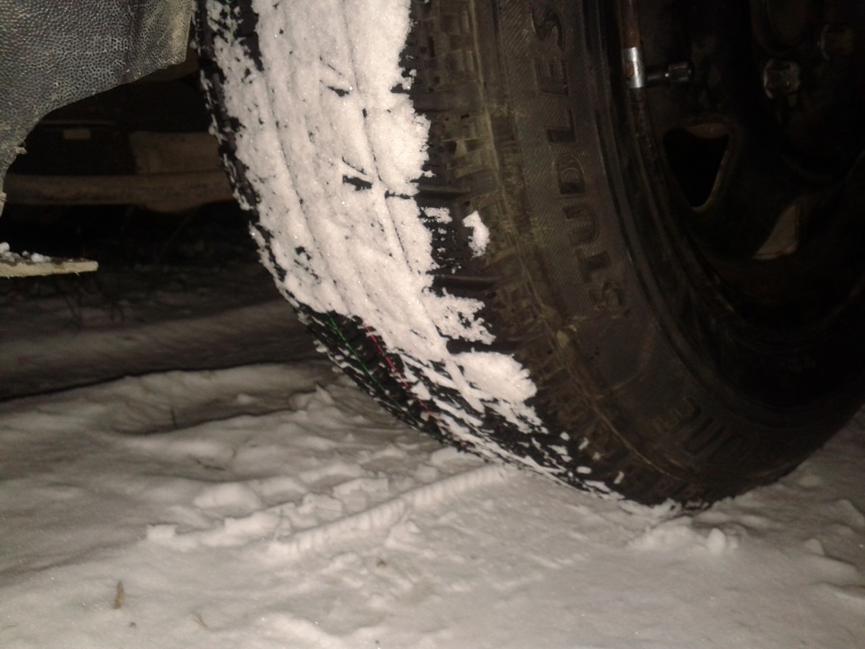 Поставив зимові шини Bridgestone Blizzak VRX 3
