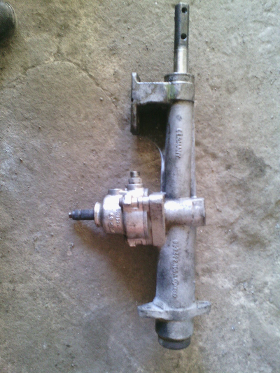 Продам рейку ГУР Ауді В-3 1