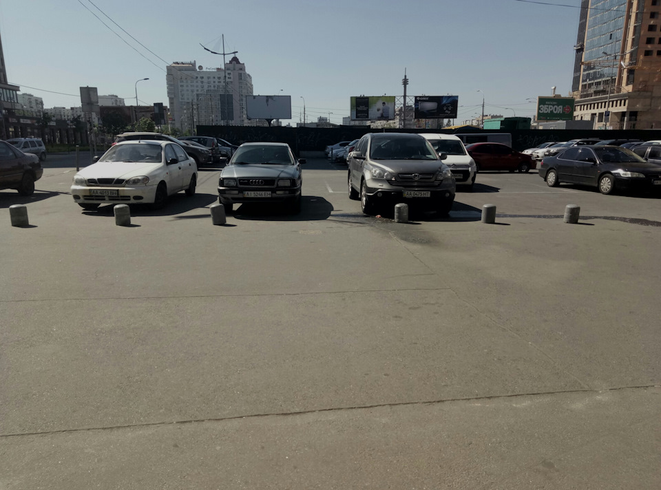 Че, знову? Неї знову 😁 1