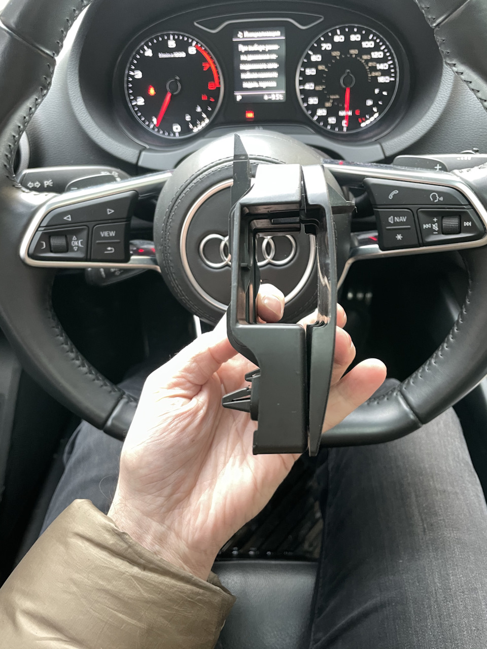 OEM Утримувач аварійного знака. 5