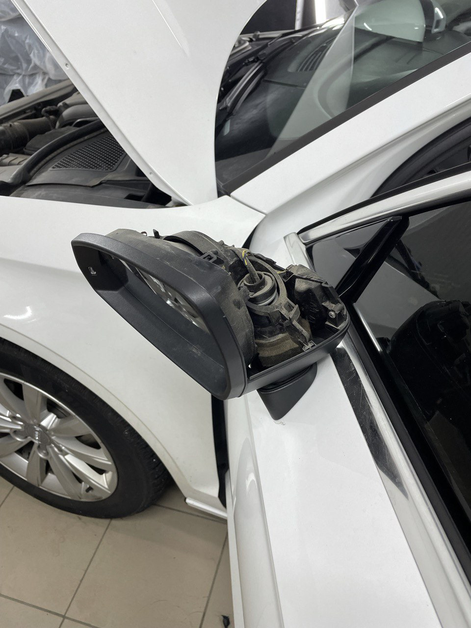 Side assist 5