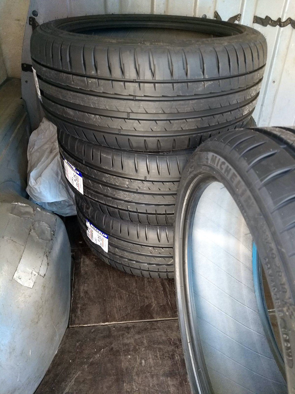 MICHELIN Pilot Sport 4 на літо 2