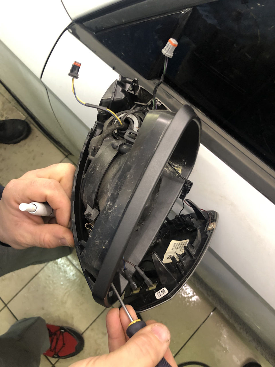динамічні повороти у повторювачів у дзеркалах 2