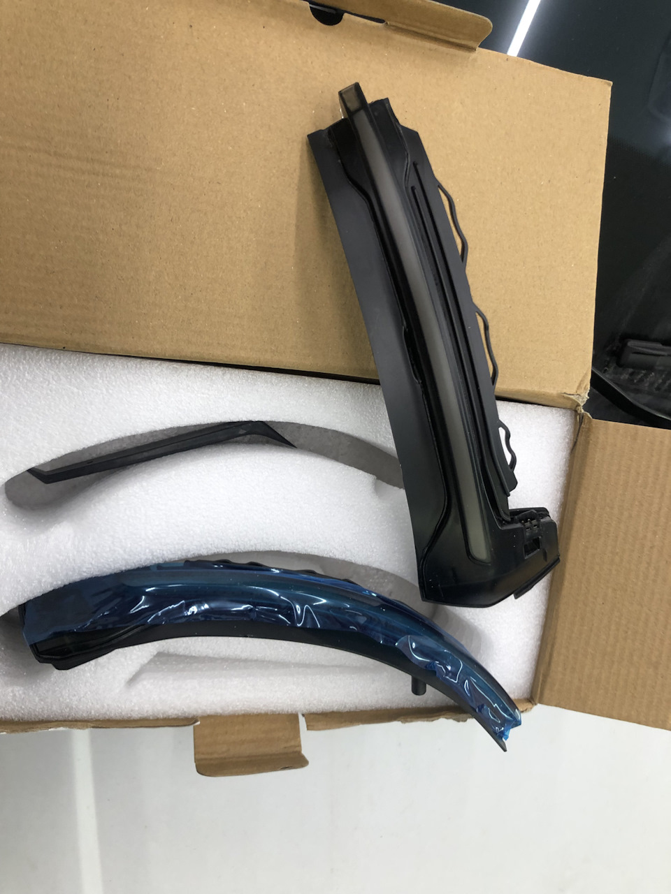 динамічні повороти у повторювачів у дзеркалах 1