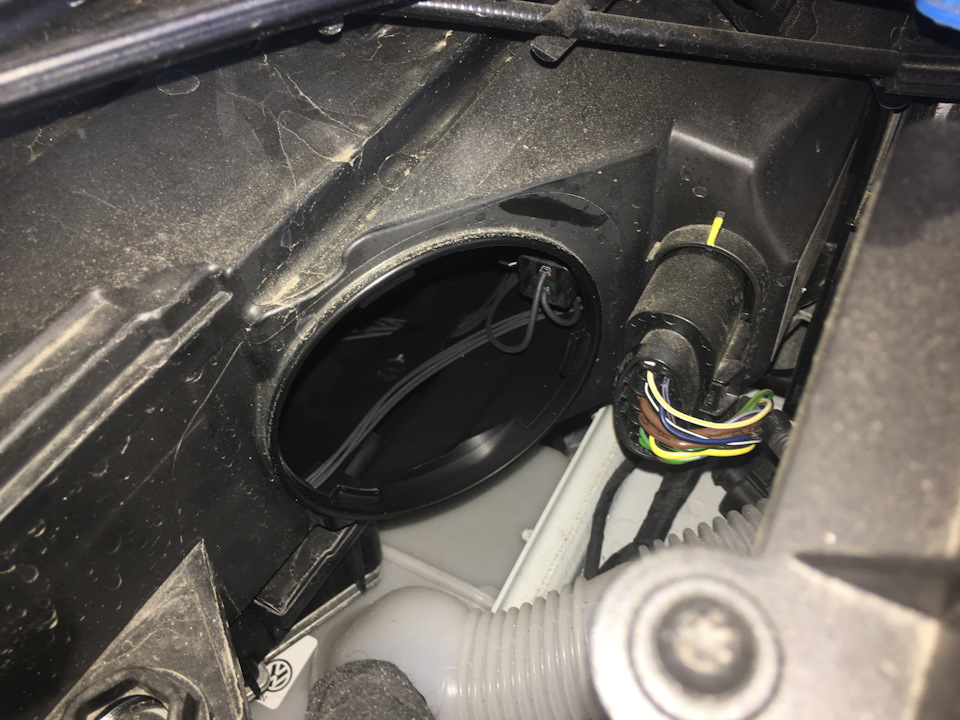 LED лампочки в передні поворотники Audi A3 8V (Audi A3 8V, LED turn signal bulbs) 3