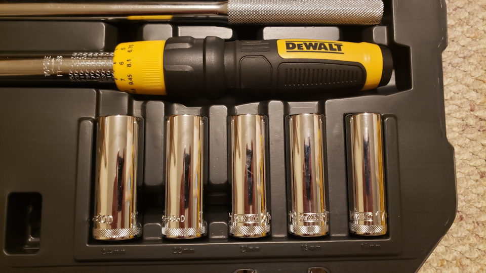 DeWalt набір для заміни коліс 4
