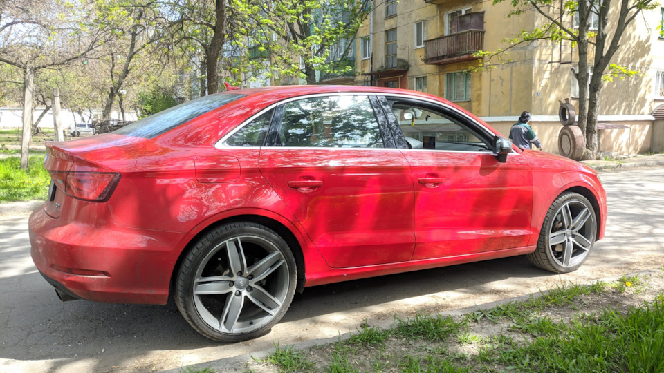 З'їздив до Маріуполя і втратив Quattro … 3
