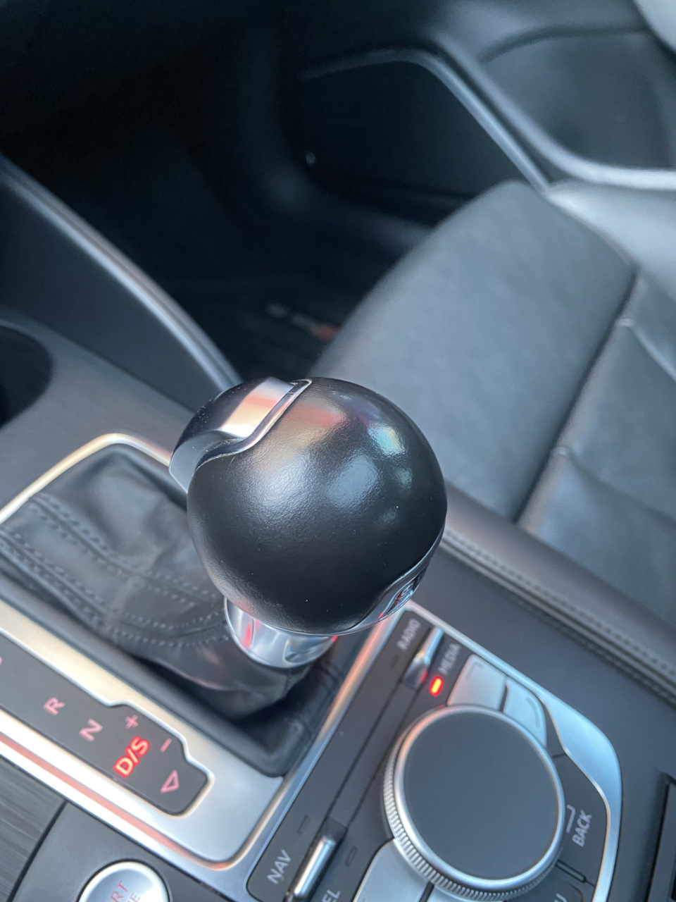 Кнопки керма audi, airbag керма в black, ручка КПП 1
