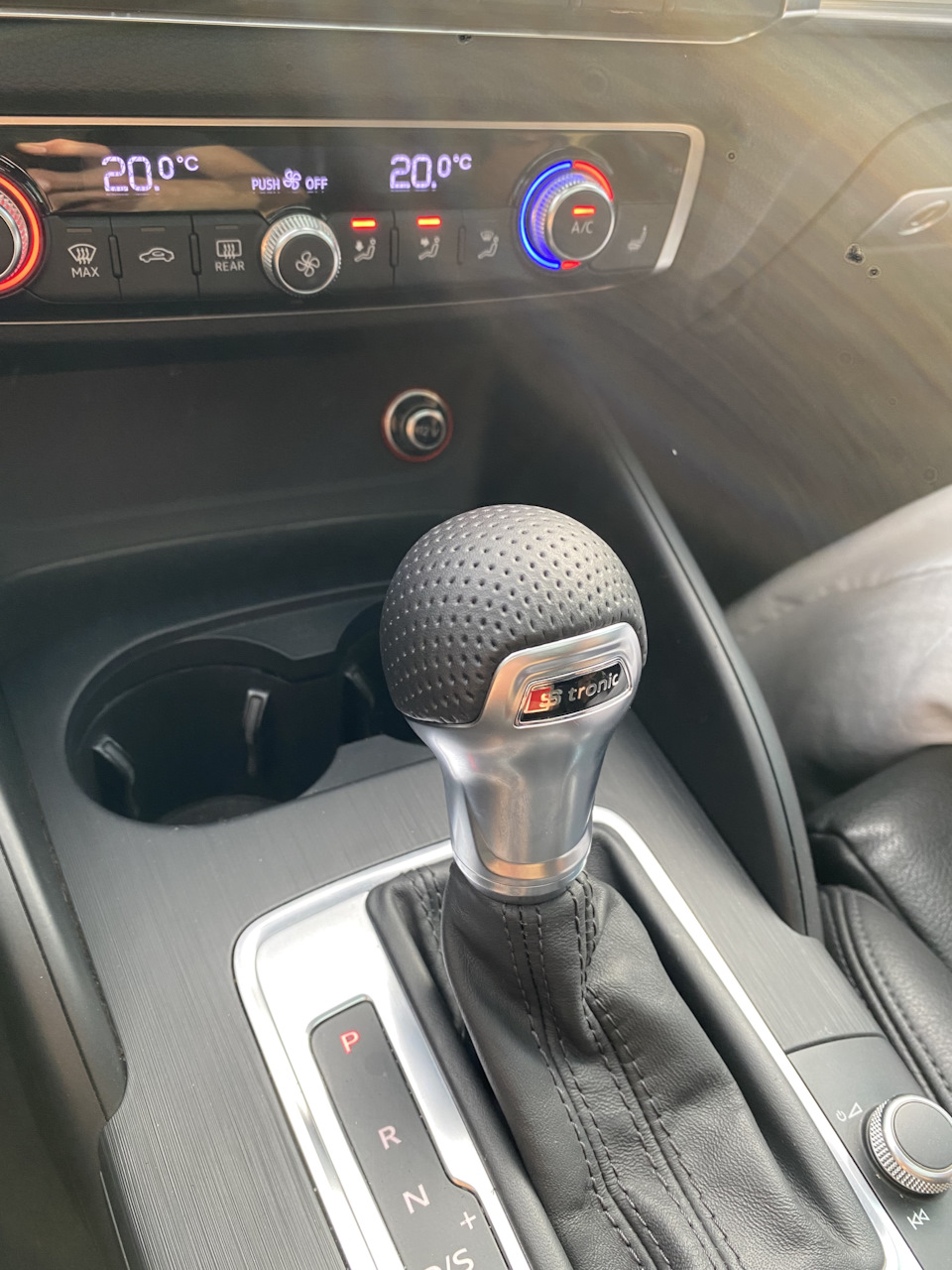 Кнопки керма audi, airbag керма в black, ручка КПП 3