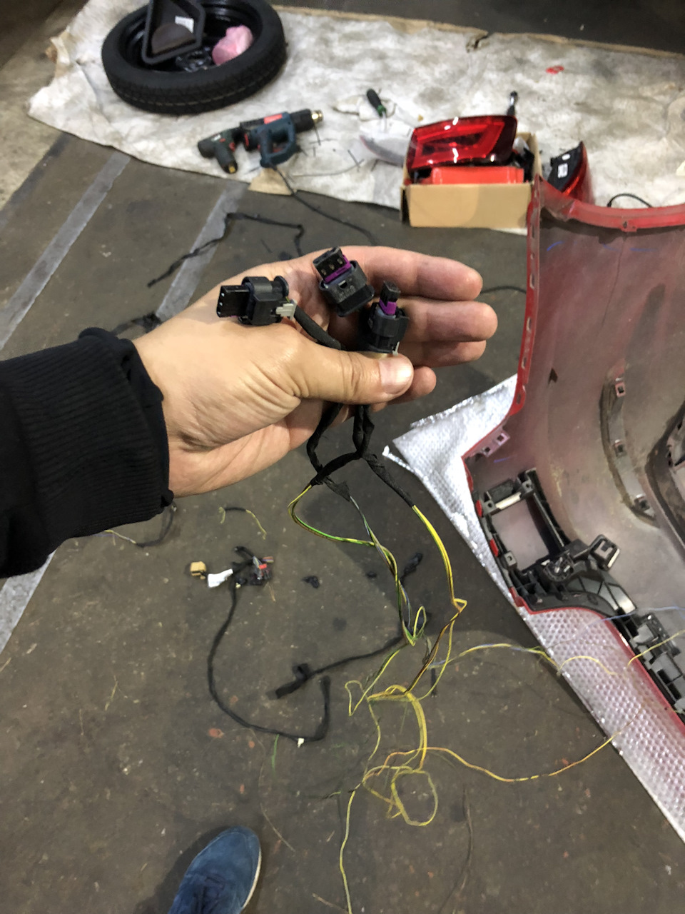Установка парктроників на a3 8v седан день перший 5