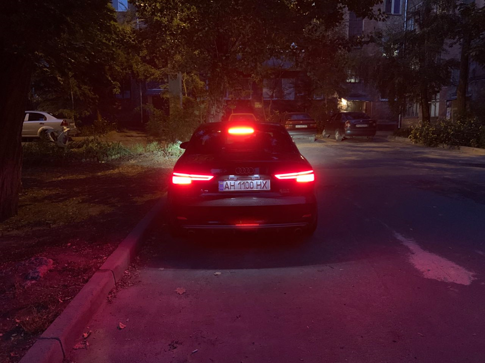 Встановив задні LED динамічні ліхтарі 2