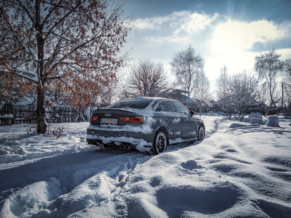 Пружини H&R audi A3 седан 4
