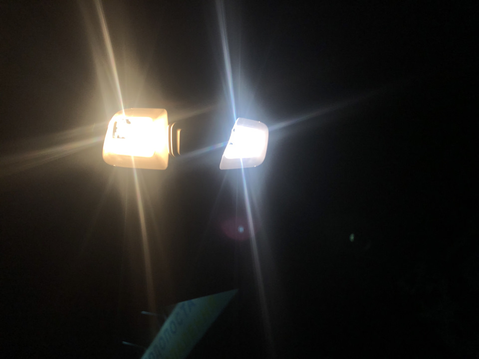 Біле світло в салоні БЕЗ Led 3