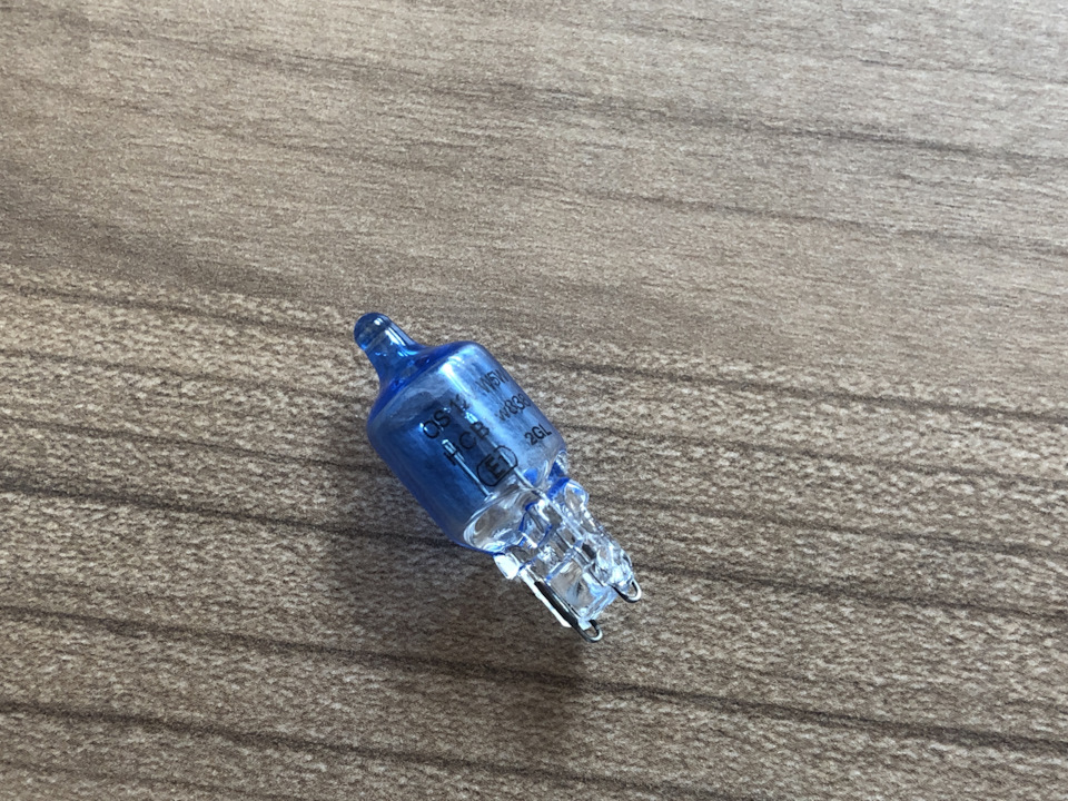 Біле світло в салоні БЕЗ Led 1